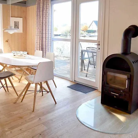 Scharmuetzelsee بيت للعطل *